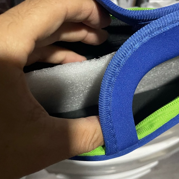 Tablet bag in neoprene
Eva case - Picture 6 of 7